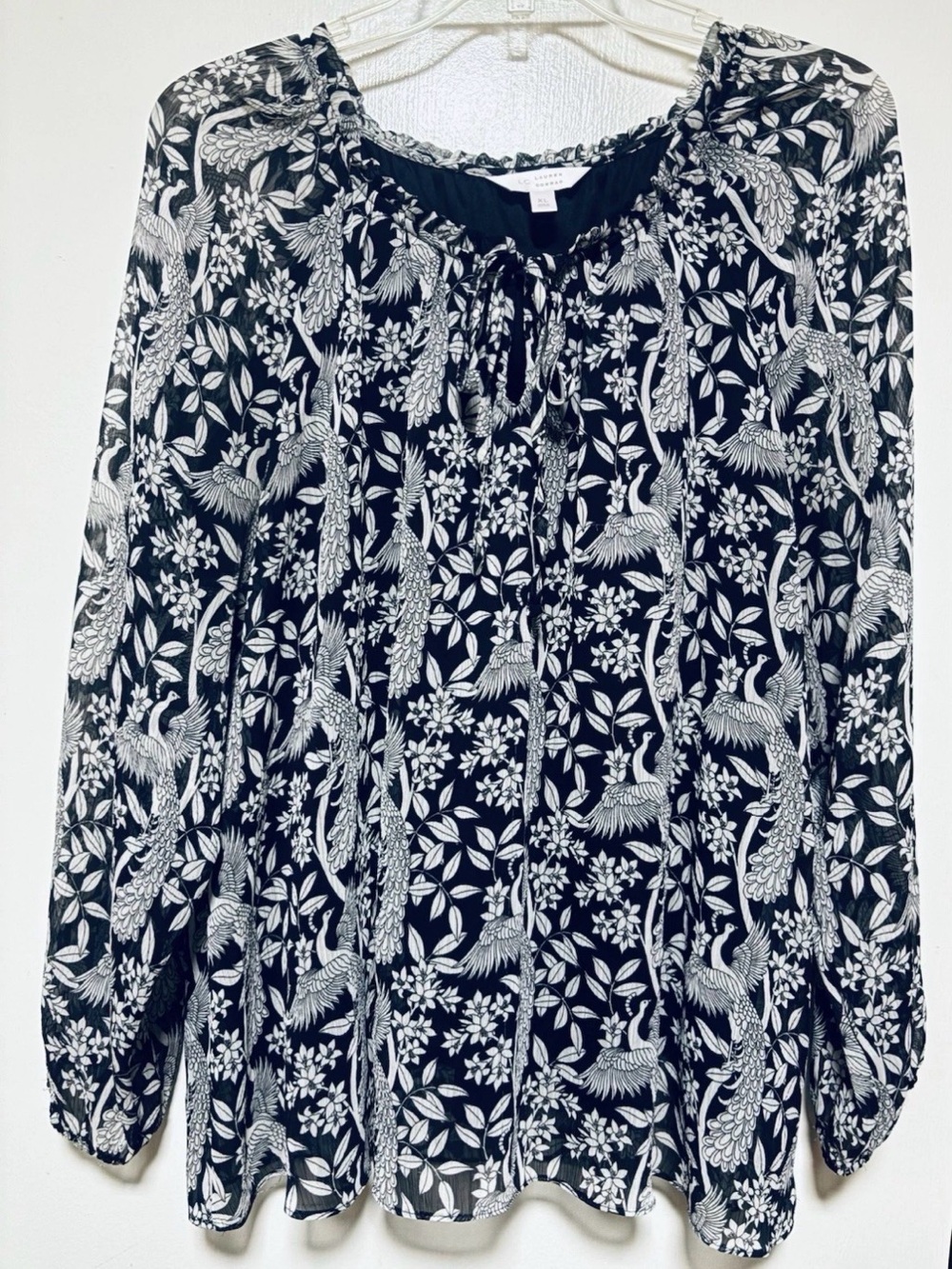Black and White Floral/Birds Peasant Top LC Lauren Conrad Size XL Long Sleeve